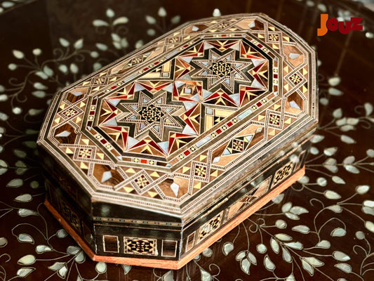 Vintage-Style Jewelry Box – Unique Decorative Treasure Chest with Velvet Lining