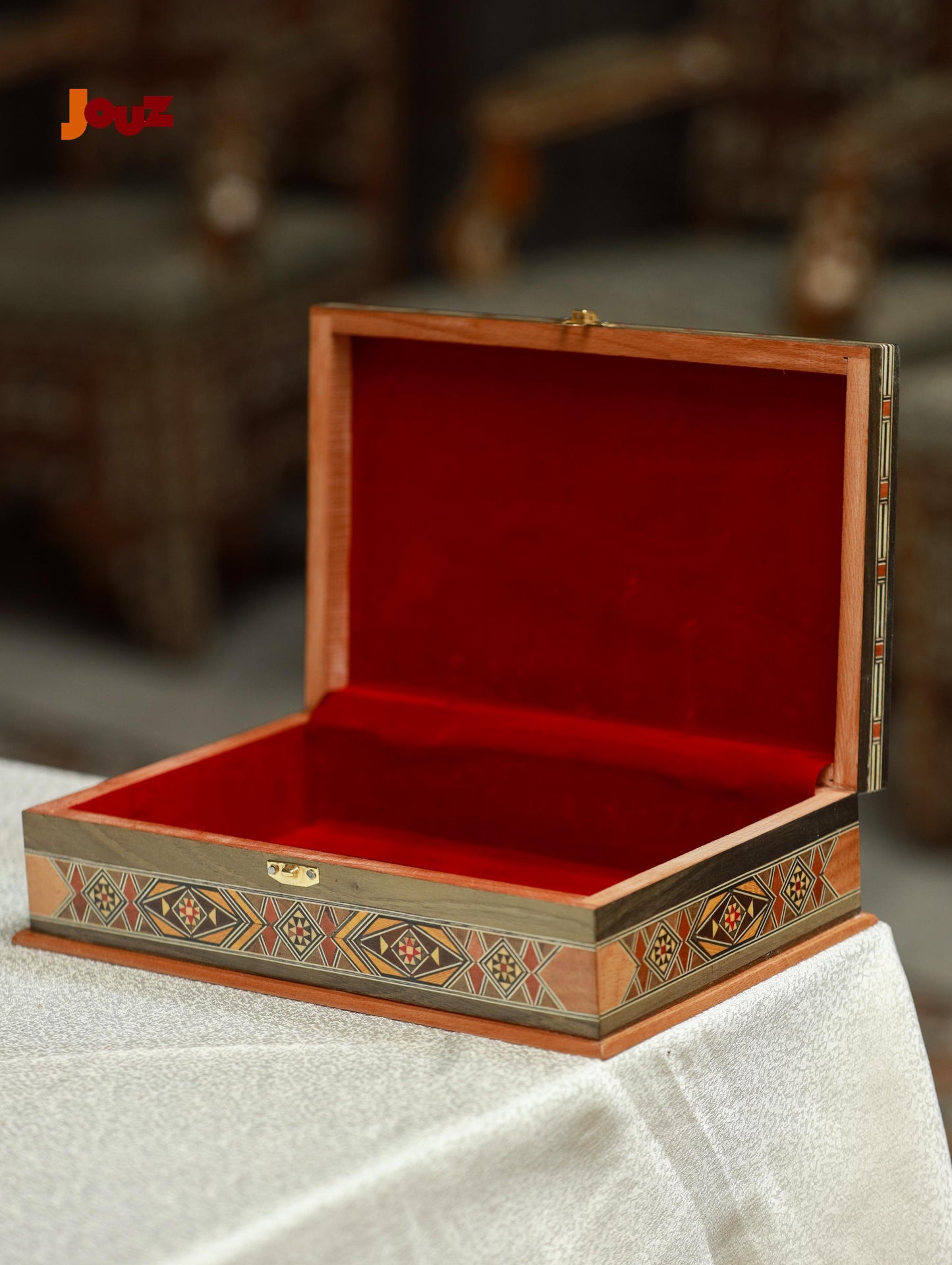 Vintage-Inspired Wooden Tissue Cover, Handcrafted Decorative Box