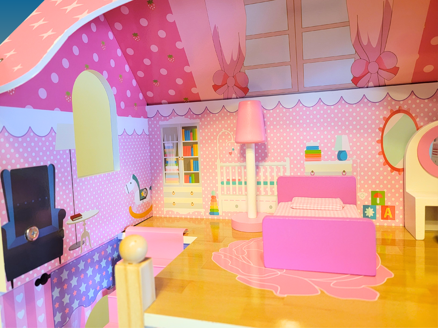 Chambre de poupée bleue fantastique