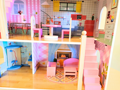 Chambre de poupée bleue fantastique