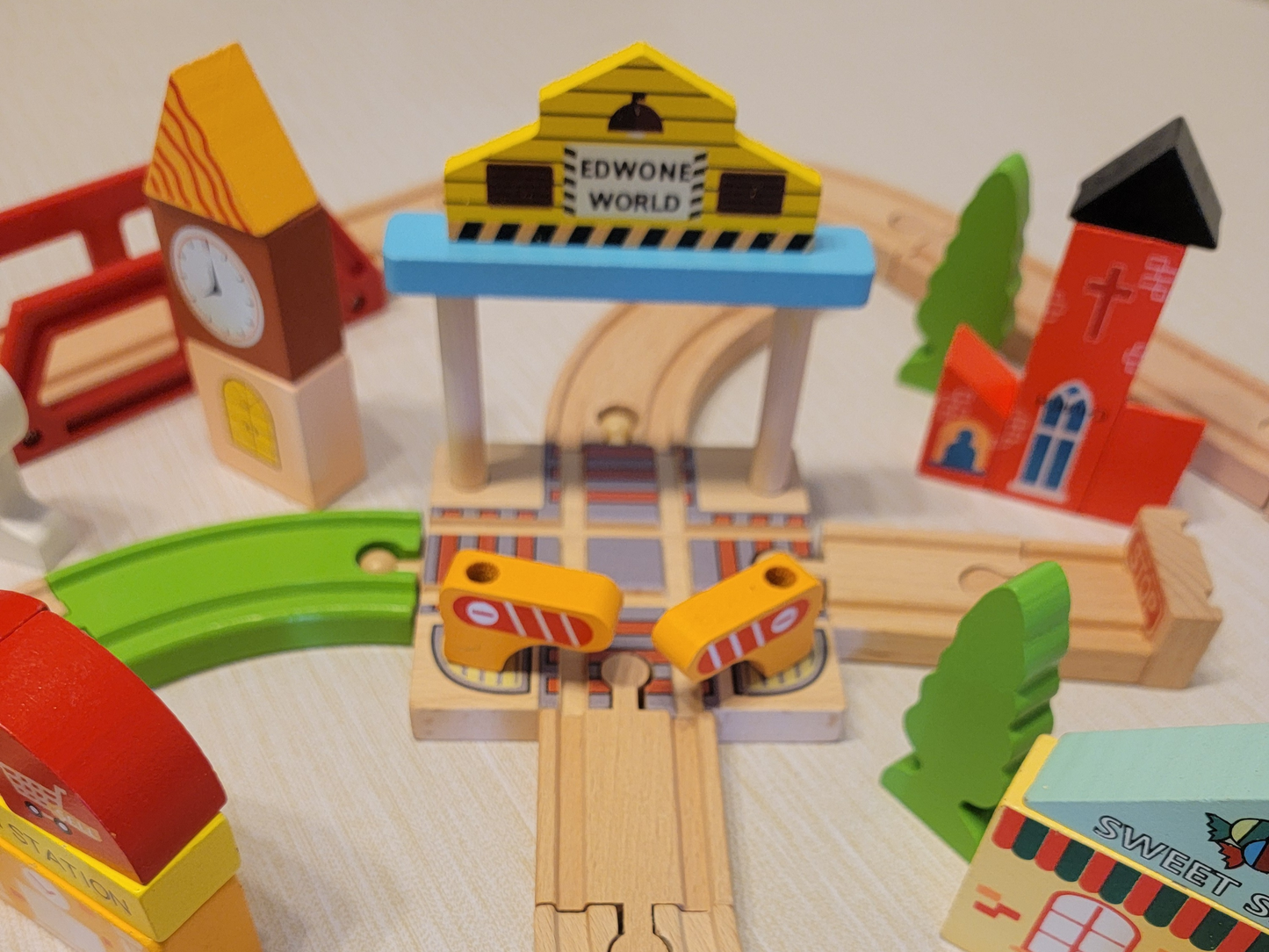 Wooden Cross Traffic Tracks Train Set - 60-Piece Railway Adventure