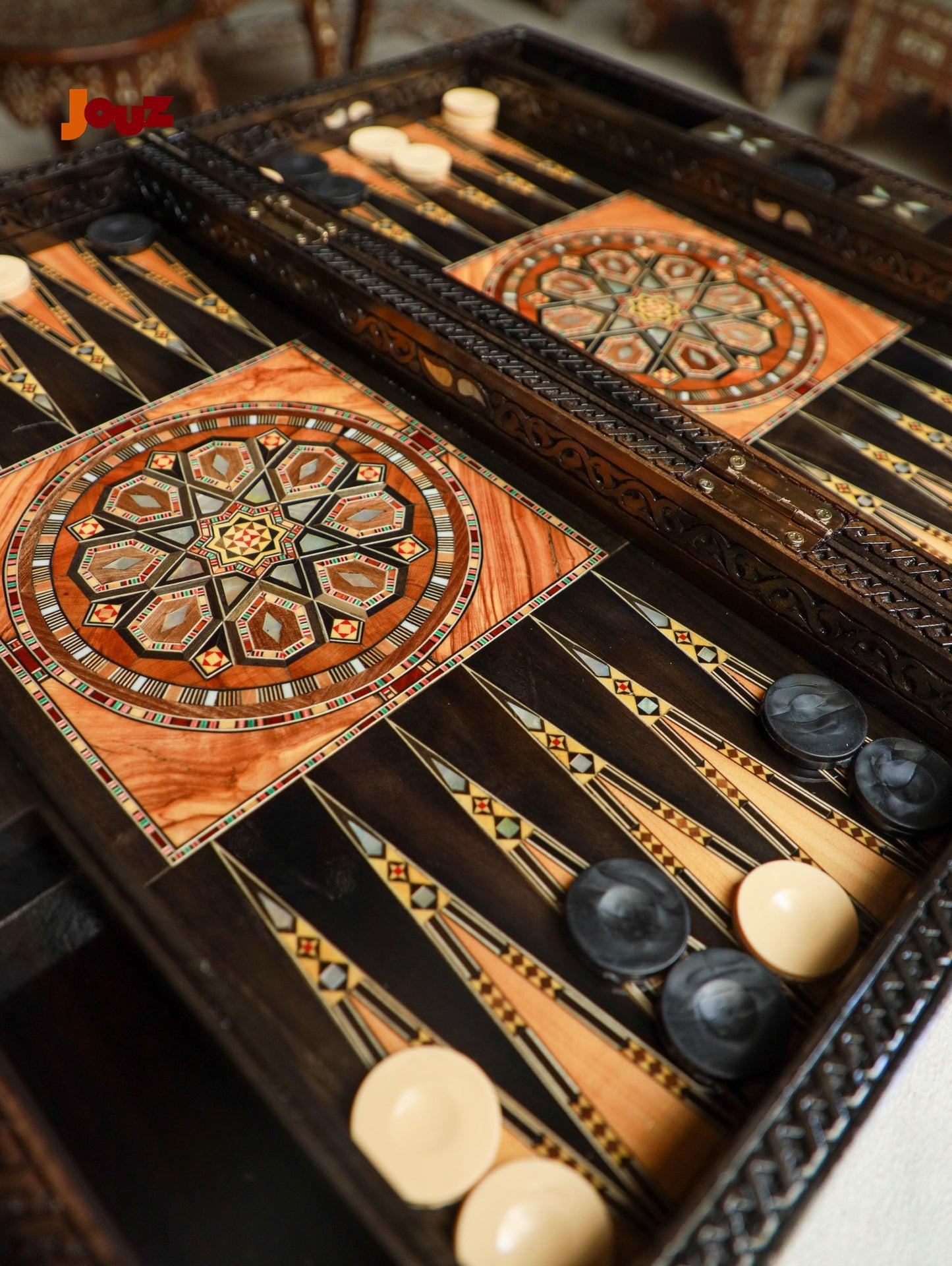 Luxury Backgammon Masterpiece – Exclusive One-of-a-Kind Collector's Set, Handcrafted High-End Board with Mother of Pearl Inlay